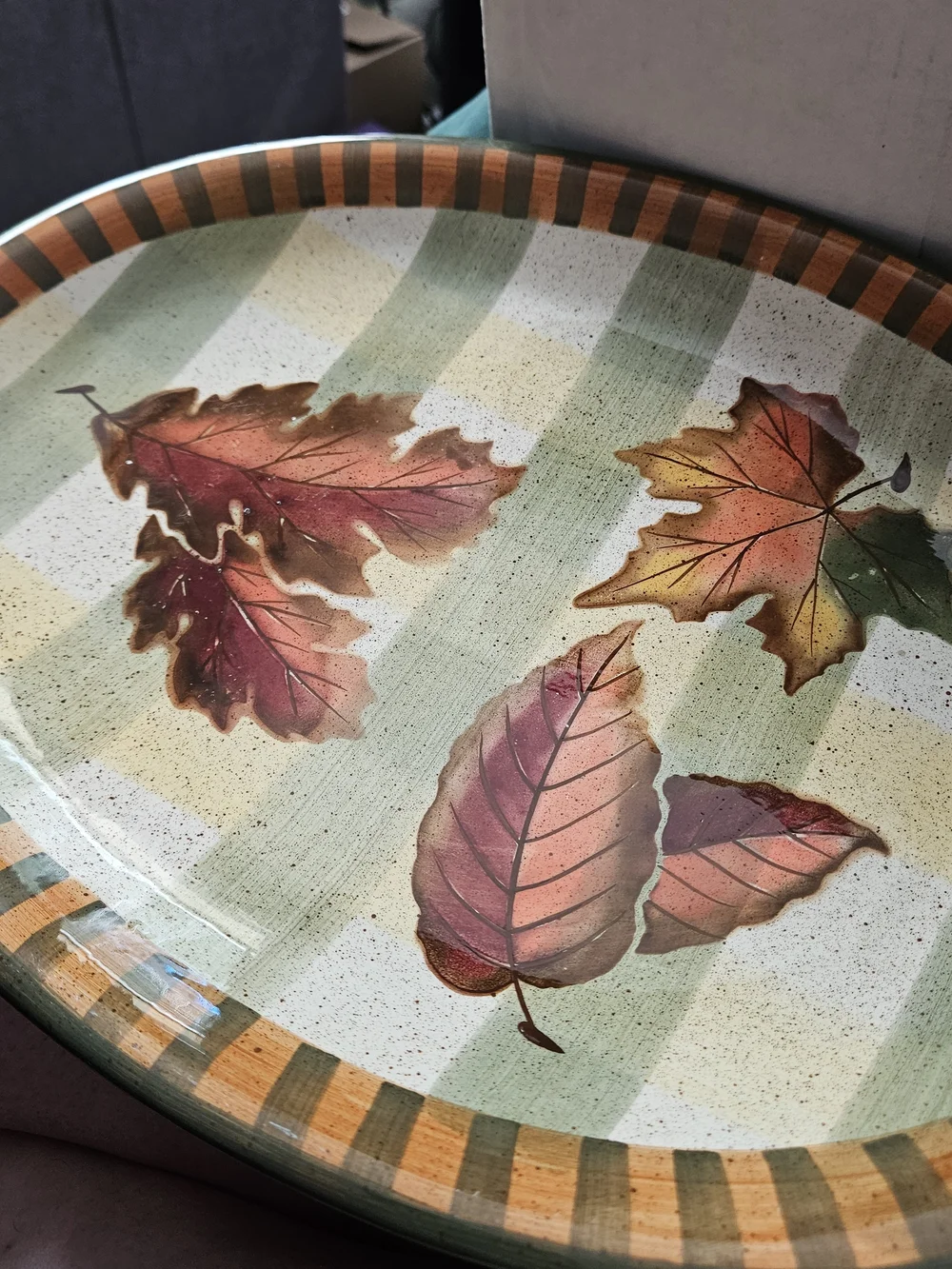 Decorative Autumn Leaf Ceramic Serving Platter - Green and Tan
